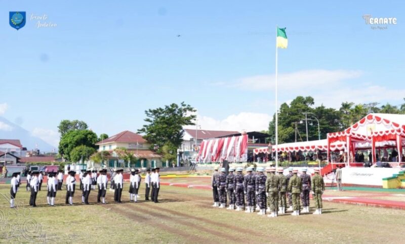 HUT RI - Sejumlah pasukan mengikuti geladi bersih upacara HUT ke-81 Kemerdekaan RI di Lapangan Ngaralamo, Kota Ternate, Sabtu (15/8/2026). (Dok: Humas Pemkot Ternate)