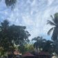 PRAKIRAAN CUACA - Suasana langit cerah berawan di Maluku Utara, Kamis (13/8/2026). BMKG memprakirakan cuaca umumnya cerah berawan, namun masyarakat diminta mewaspadai potensi peningkatan kecepatan angin hingga 45 km/jam serta gelombang laut hingga 2 meter. (Dok: Wahana Malut/Tia)
