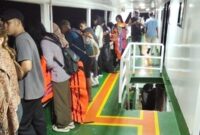 KECELAKAAN KAPAL - Kapal Motor (KM) Bunda Maria dengan rute Ternate ke Babang, Kabupaten Halmahera Selatan dilaporkan menabrak hamparan pasir di perairan Kota Tidore Kepulauan, Maluku Utara, Jumat (14/8/2026).