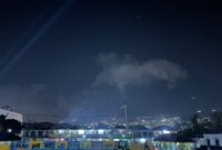 PRAKIRAAN CUACA - Suasana Kota Ternate pada malam hari dengan langit berawan. BMKG memprakirakan cuaca Maluku Utara umumnya cerah berawan malam ini hingga dini hari, Jumat (14/8/2026). (Dok: Wahana Malut/Ical).