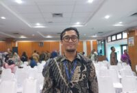 PENERBANGAN - General Manager Garuda Indonesia Cabang Ternate, Achmad Allam Rafli, saat menyampaikan perkembangan keterisian penumpang dan strategi layanan penerbangan Garuda rute Ternate-Jakarta hingga akhir 2026, Rabu (19/8/2026). (Dok: Wahana Malut/Tia).