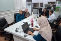 PENDIDIKAN - Rektor IAIN Ternate Adnan Mahmud didampingi Wakil Rektor Bidang Kemahasiswaan dan Alumni Fatum Abubakar saat bertemu dengan Ketua Tim Tindak Lanjut Hasil Pengawasan Eksternal Biro ORTALA Kementerian Agama RI, Rabu (19/8/2026), membahas perkembangan usulan IAIN Ternate menjadi UIN Sultan Baabullah, Rabu (19/8/2026). (Dok: IAIN Ternate).