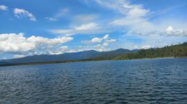 Danau Karo di Desa Kawasi, Pulau Obi, Kabupaten Halmahera Selatan, Maluku Utara, Kamis (15/10/2026). (Dok: Istimewa)