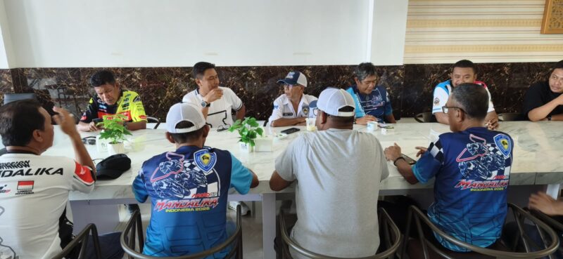 Foto bersama sejumlah klub, Minggu (18/10/2026). (Dok: Istimewa)