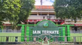 Tampak depan Kampus IAIN Ternate. Kampus IAIN Ternate menyiapkan sejumlah agenda Semarak Hari Santri 2026, mulai dari lomba karya tulis ilmiah, lomba pidato, hingga diskusi buku. (Dok: Istimewa)